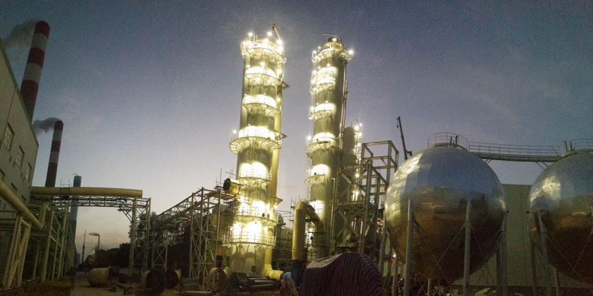 Shaanxi Province’s 150,000 t/yr CO2 capture facility, owned by National Energy Group. Photo credit: Shijian Lu